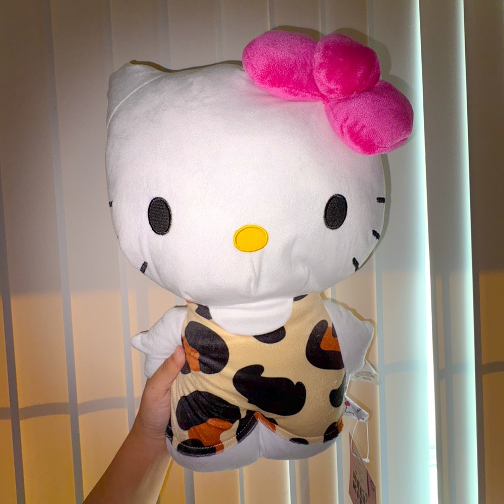 Hello Kitty Decorative Pillow